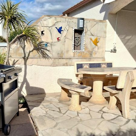 Maison 4 A 6 Pers Quartier Calme Tout Confort Aigues-Mortes Bagian luar foto