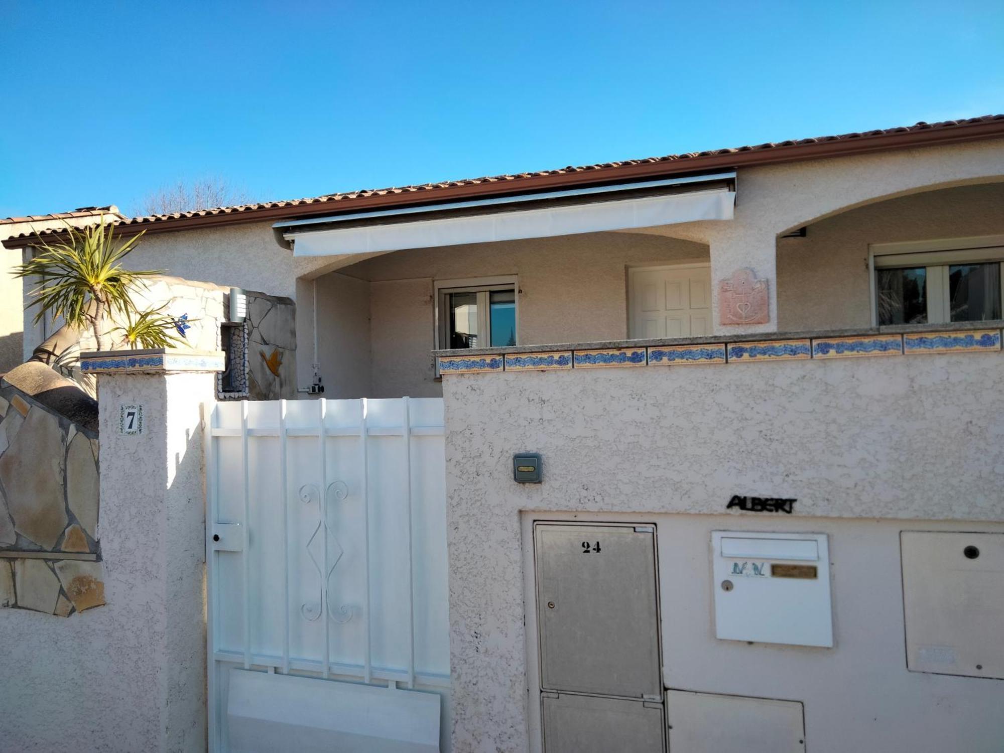 Maison 4 A 6 Pers Quartier Calme Tout Confort Aigues-Mortes Bagian luar foto